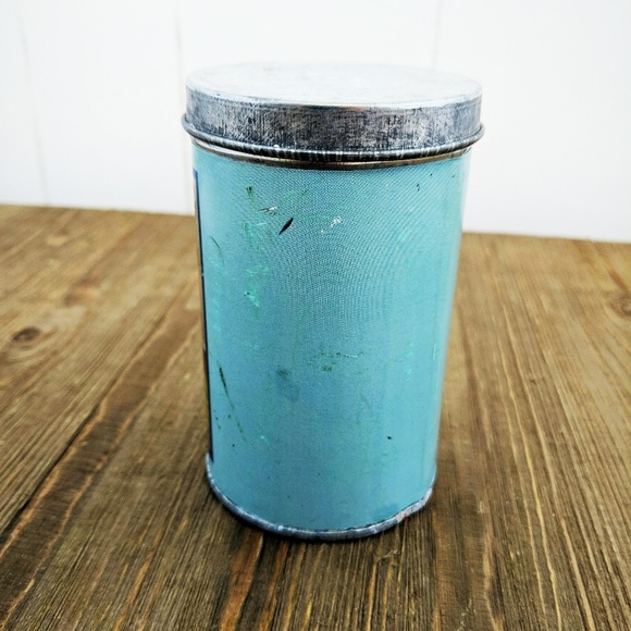 Vintage Style Seaside Baking Tins Decor - Picture 3 of 8